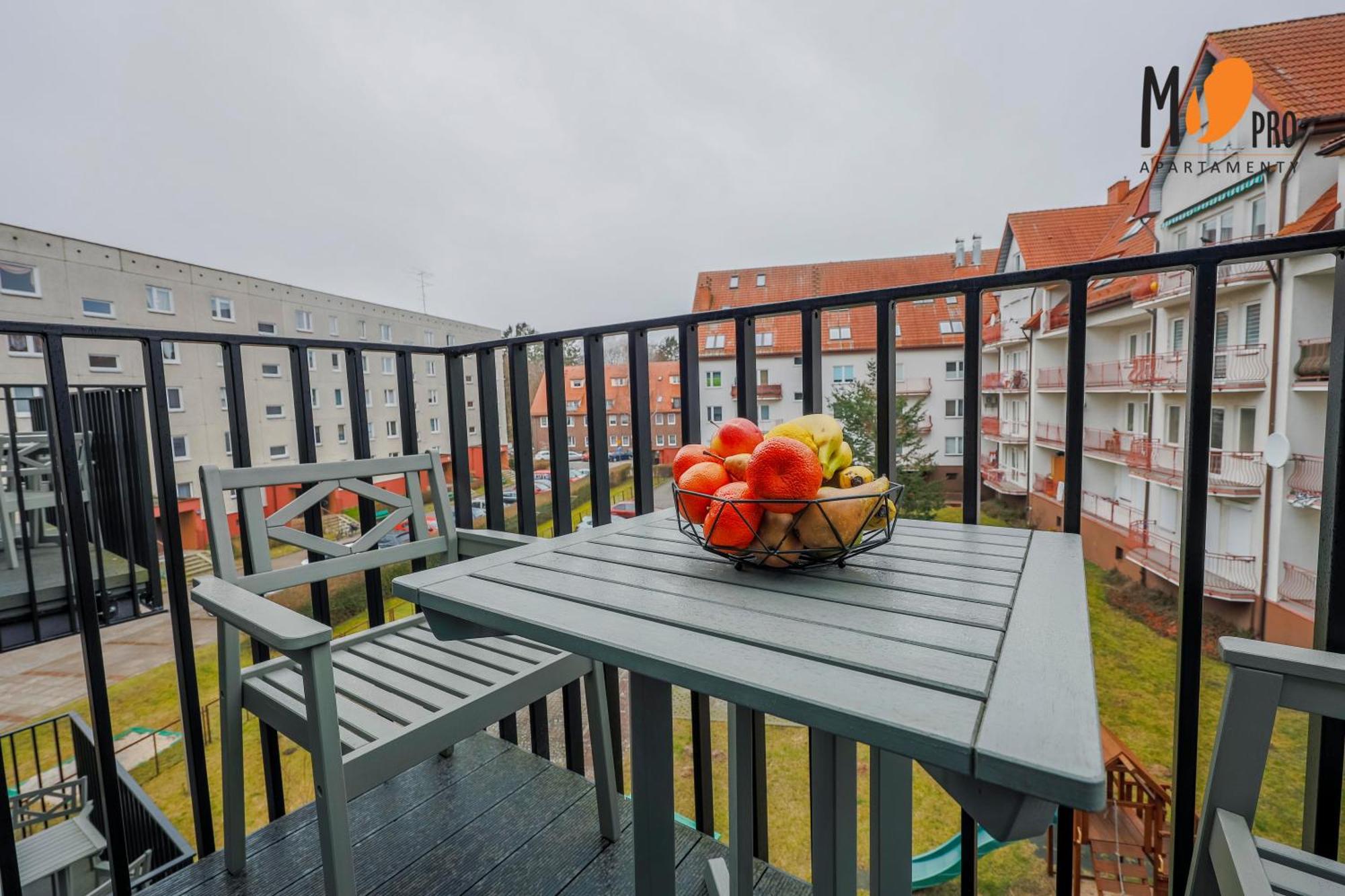 Ms Pro Apartamenty Kolo Brzegu Kołobrzeg Rum bild